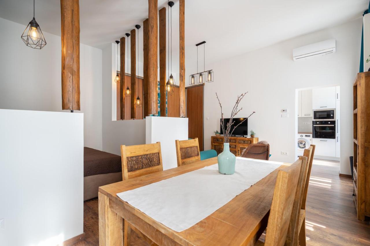 Basilika View Elegant Suite Need Reservation For Free Parking Budapest Exterior foto